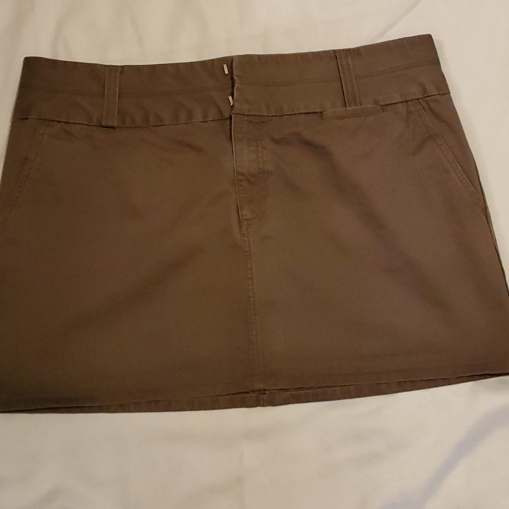 Old Navy Chocolate mini skirt